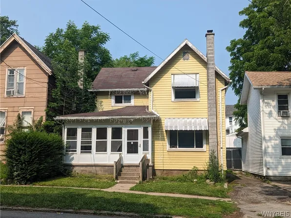 168 Gooding St, Lockport, NY 14094