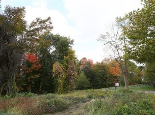 16 Danforth Farm Rd, Wilbraham, MA 01095