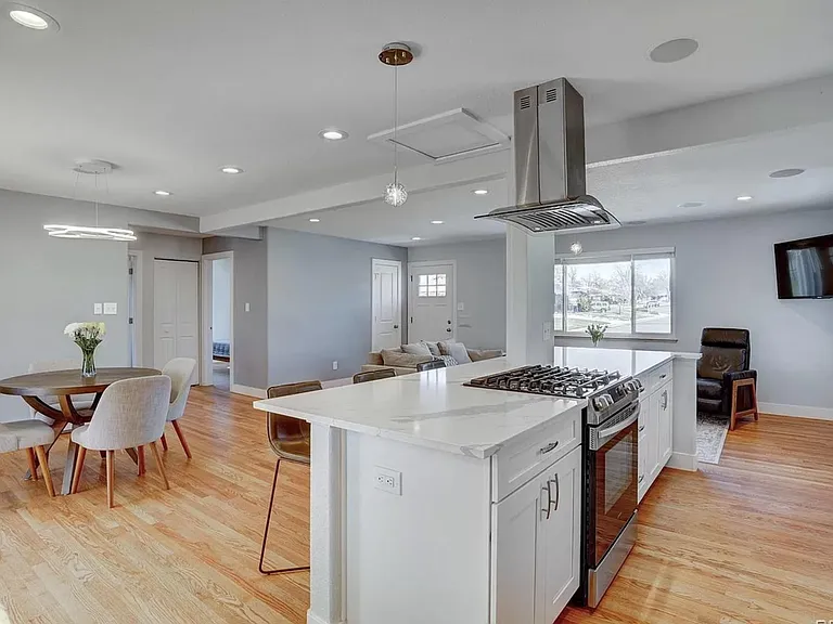 4044 W 77th Pl — Photo 19