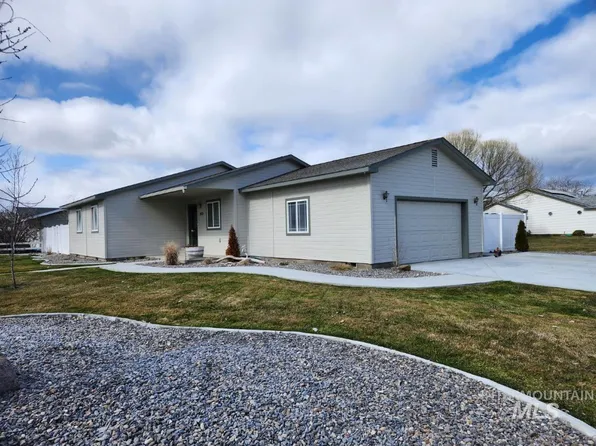 200 Ellsworth St, Vale, OR 97918