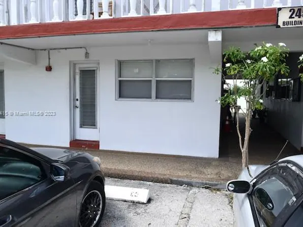 245 NE 191st St APT 3007, Miami, FL 33179
