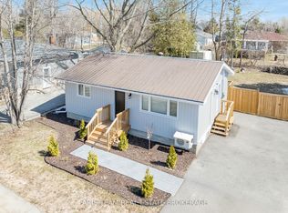 655 4th Ave, Tay, ON L0K 1R0