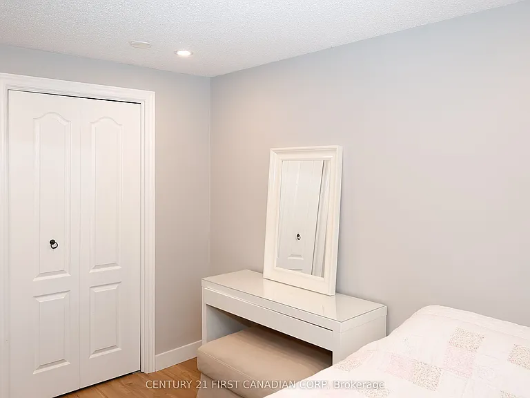 70 Chapman Ct #70 — Photo 15