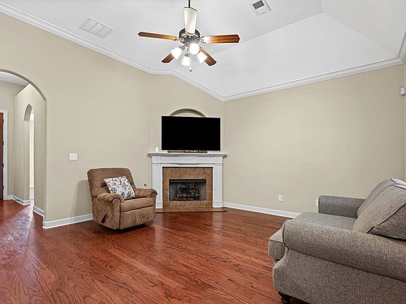 4th image of 5388 Meadowbriar Trl