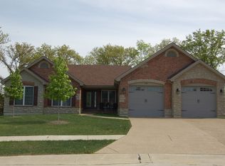848 Liberty Creek Dr, Wentzville, MO 63385