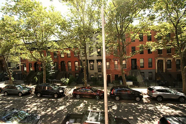 Rented by R New York | media 31