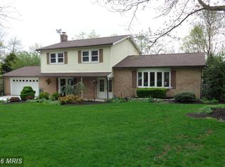 21 Buckingham Dr, Chambersburg, PA 17201