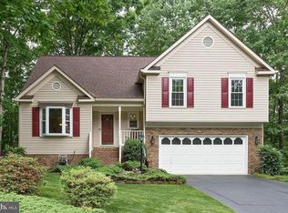 9817 Fendale Ln, Fredericksburg, VA 22408