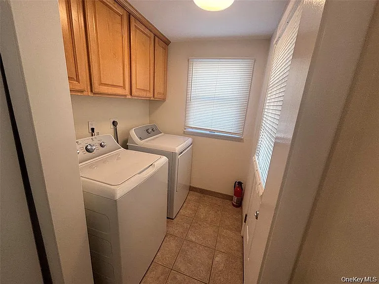 215 E Lakewood St — Photo 5