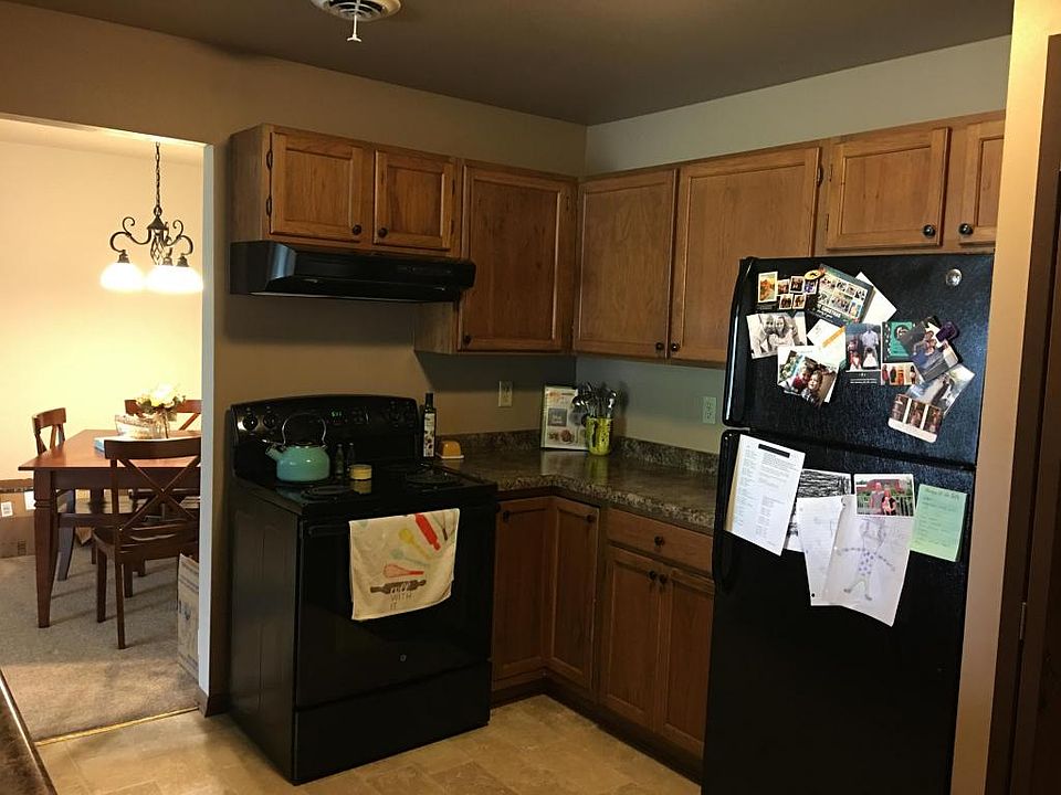 Plum Ridge Apartments Racine, WI Zillow