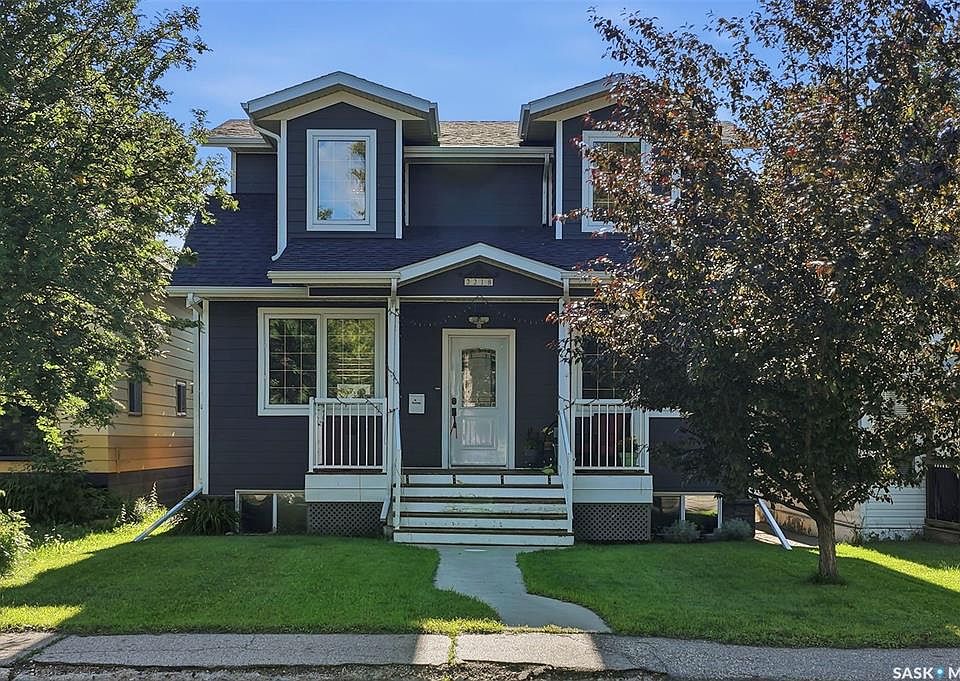 1st image of 2218 St Andrews AVENUE