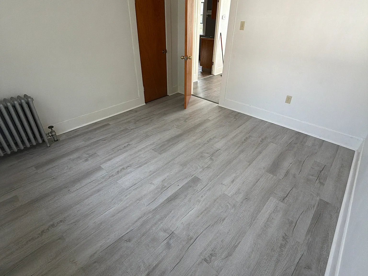 2 bed, $1,300 — Photo 1