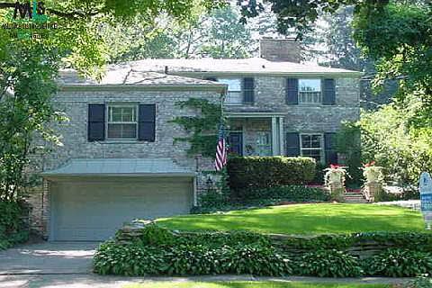1st image of 192 Charlevoix Grosse Pointe Farms Mi
