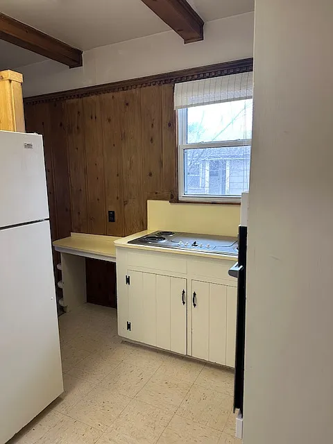 1 bed, 832 sqft, $825 — Photo 3