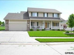 17461 J St, Omaha, NE 68135