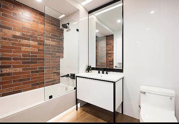 5th image of 42-22 27th St #812
