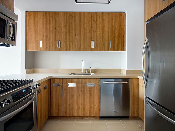 3rd image of 450 W 17th St APT 429