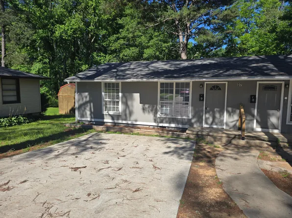 Duplex Home: 37 Hiland Pl, 37 Hiland Pl #A, Benton, AR 72015