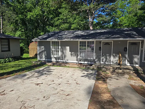 Duplex Home: 37 Hiland Pl Photo 1