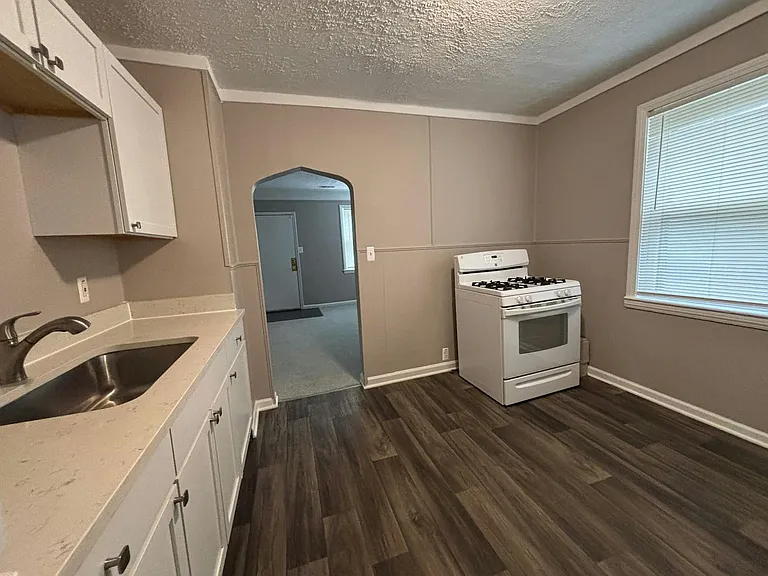 8278 Jackson Ave — Photo 3