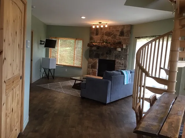 1 bed, 1752 sqft, $1,450 — Photo 2