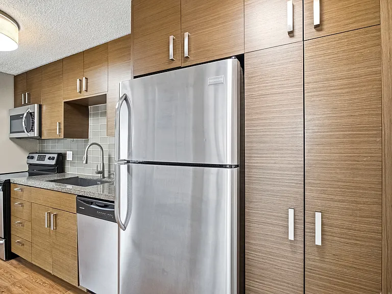 Pearl Apartments — Photo 32