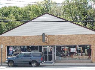 751 Main St, West Warwick, RI 02893