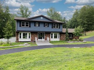 1 Millstone Dr, Morris Plains, NJ 07950