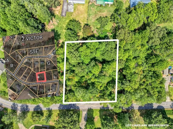 213 Castlebrook Dr, Walhalla, SC 29691