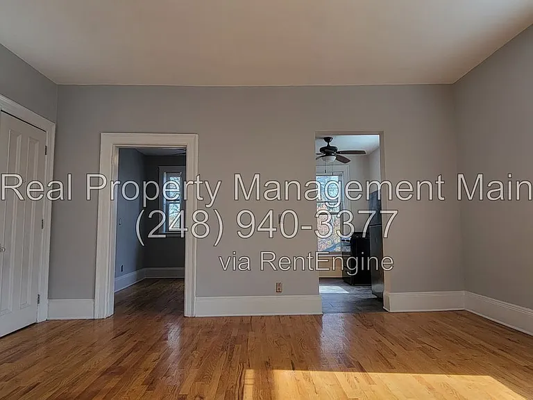 715 Parker St #5 — Photo 3
