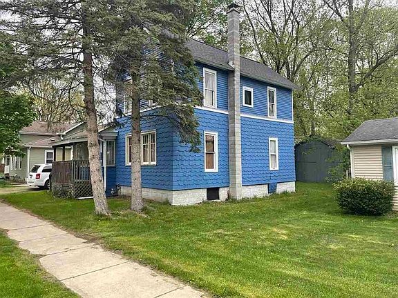 4th image of 8 W Bacon St