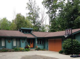 2854 Onagon Trl, Waterford, MI 48328