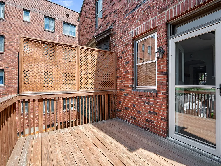 3846 Brownsville Rd — Photo 15