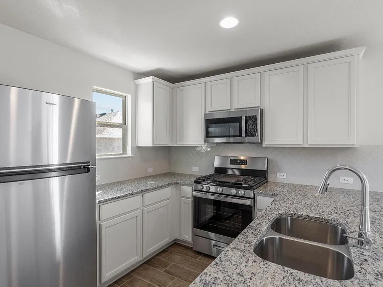 1725 Lakota Ln — Photo 17