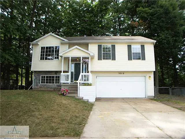 3312 Cooley Dr photo 1