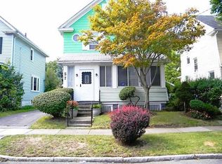 57 Baycliff Dr, Rochester, NY 14609