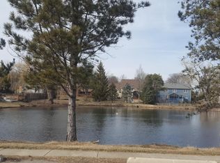 295 Glen St APT 1D, Grayslake, IL 60030