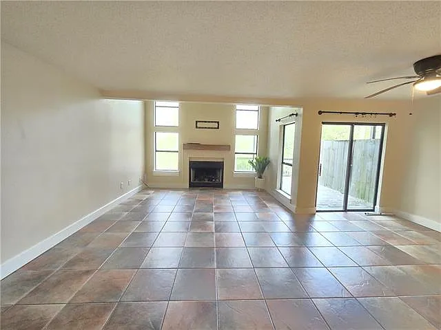 78 Chamale Cv — Photo 3