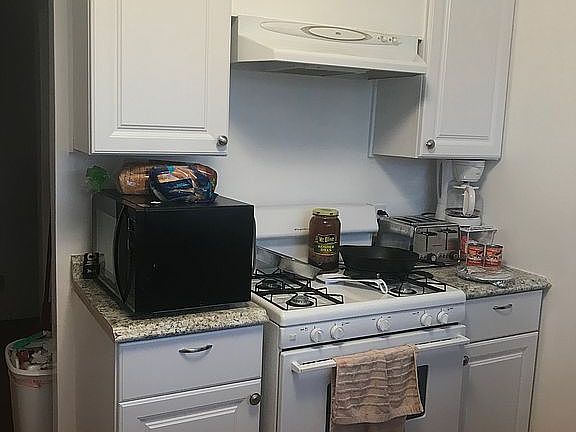 New kitchen (excuse items)
