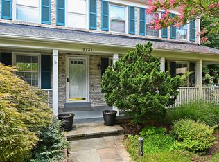 9731 Loch Linden Ct, Fairfax, VA 22032
