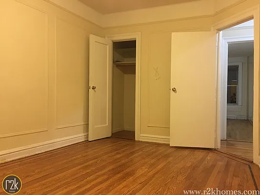 Rented by Realty 2000 Corp | media 12