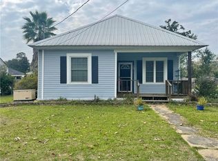 329 Coffee St, Dequincy, LA 70633