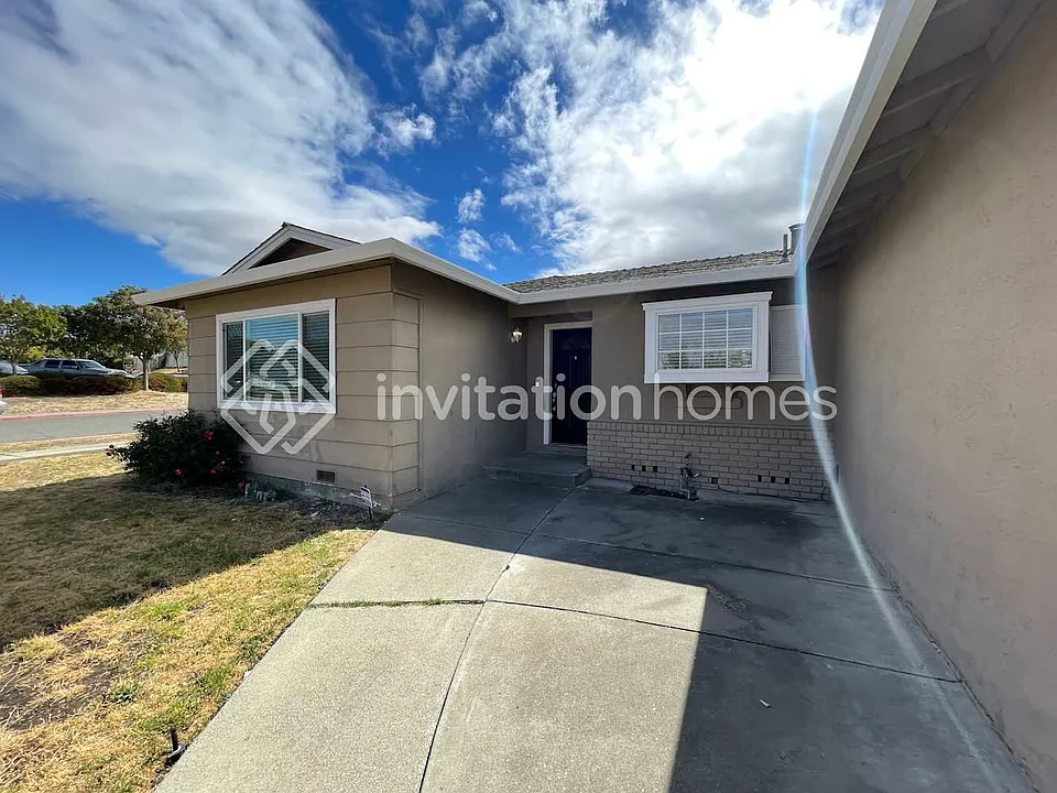 201 Mori St