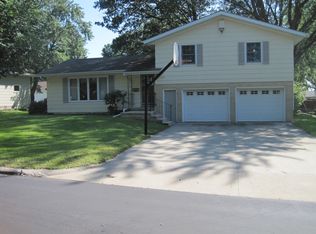 409 Indian St, Cherokee, IA 51012