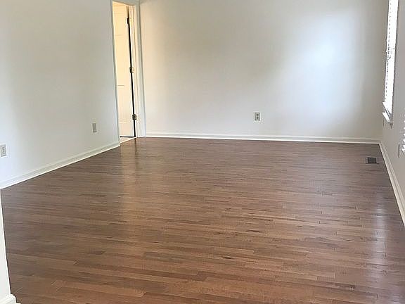 5th image of 603 E Mountcastle Dr APT 11