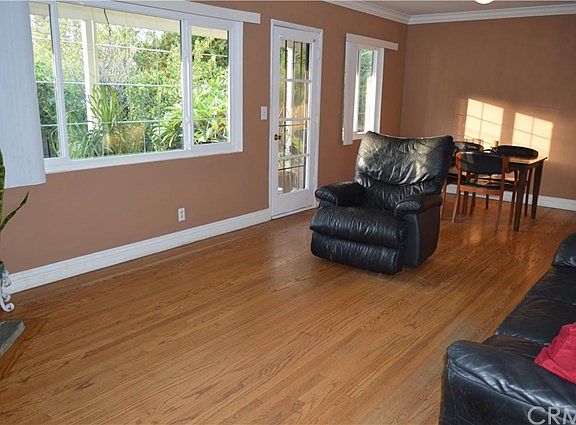 4th image of 10767 Virginia Ave