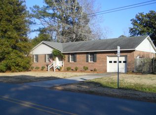 1306 Park Dr, Elizabeth City, NC 27909