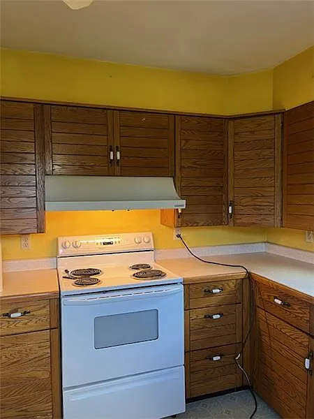 3 bed, 980 sqft, $1,300 — Photo 4