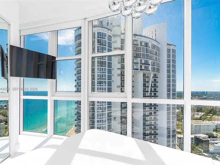 18201 Collins Ave #4709A — Photo 11