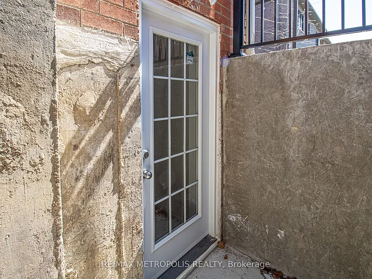 507 Charnwood Ct #BASEMENT — Photo 3